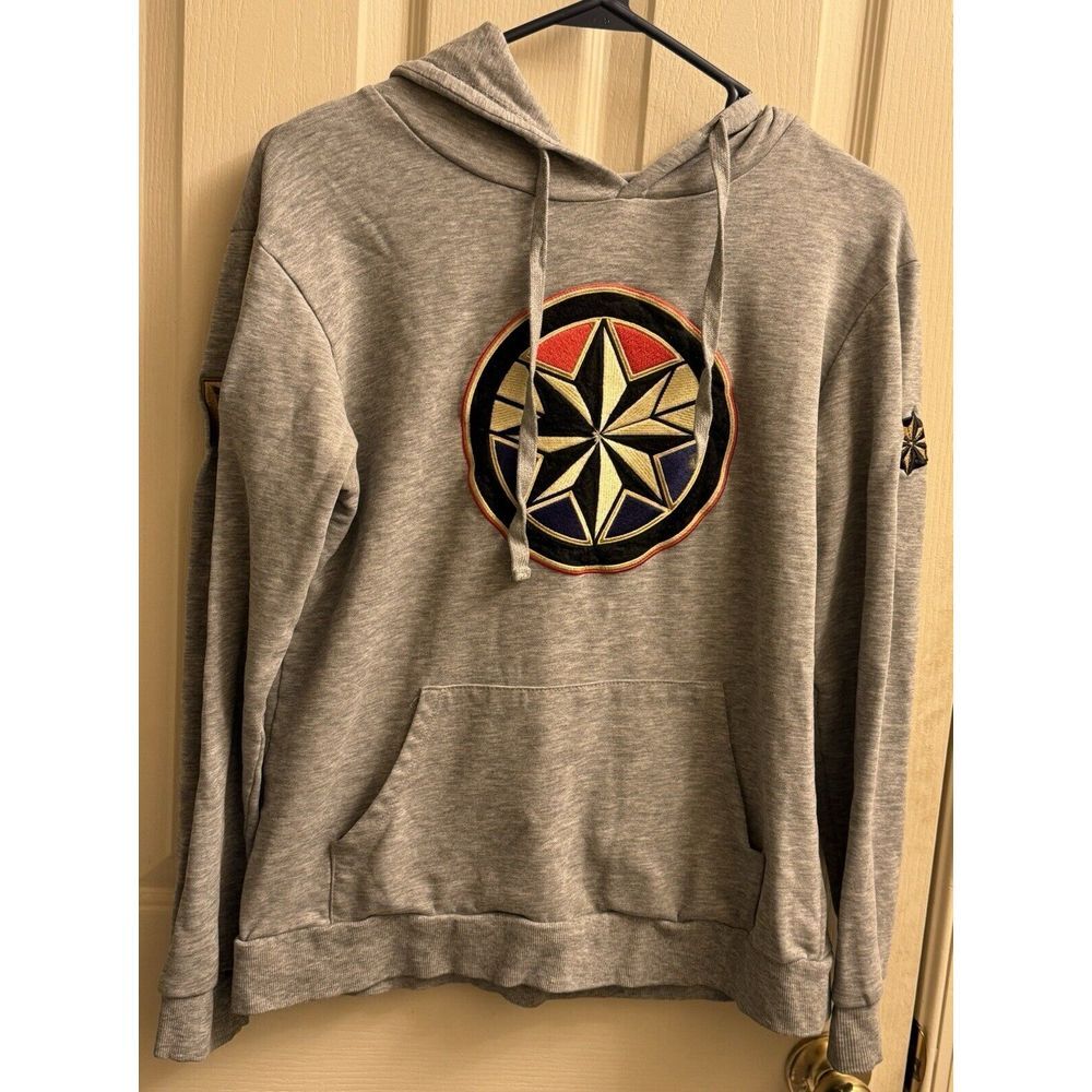 Captain Marvel Gray Hoodie, Front Pouch, Retro Star Front/Arm Classic Patch SZ M